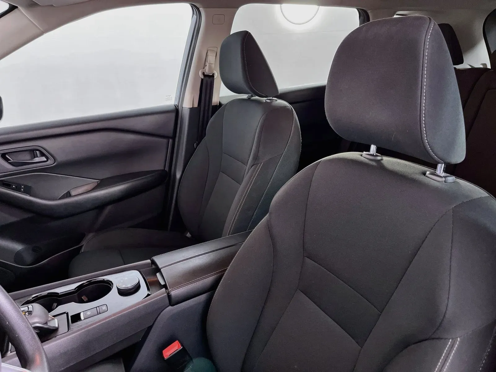 Nissan Rogue photo 17