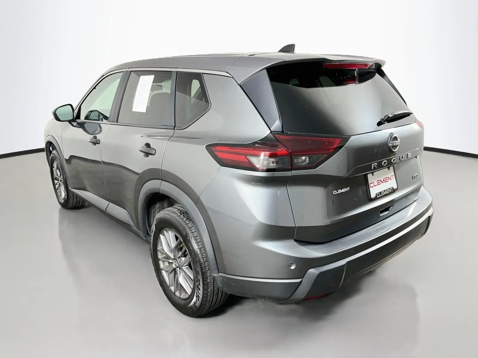 Nissan Rogue photo 7