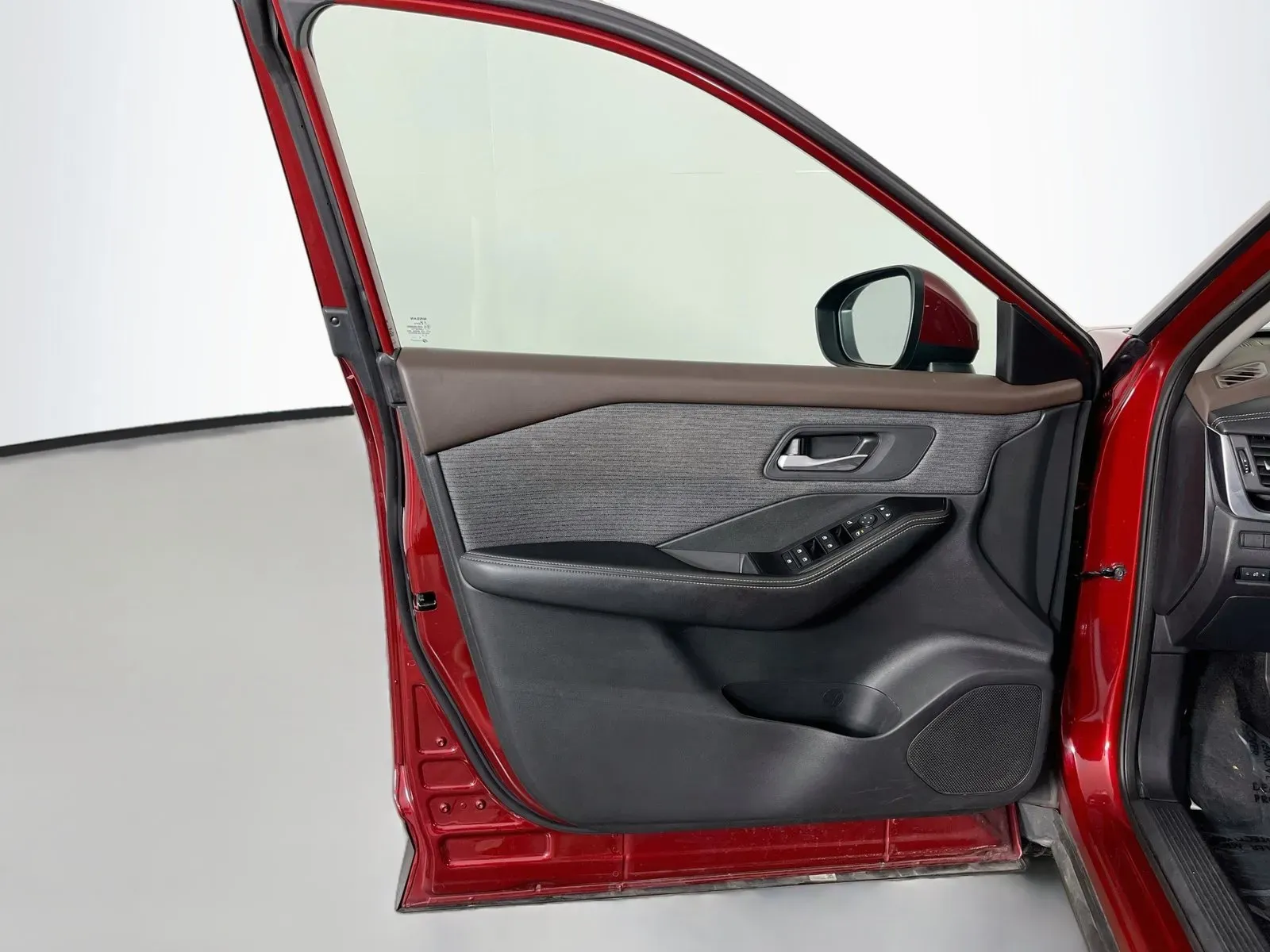 Nissan Rogue photo 20