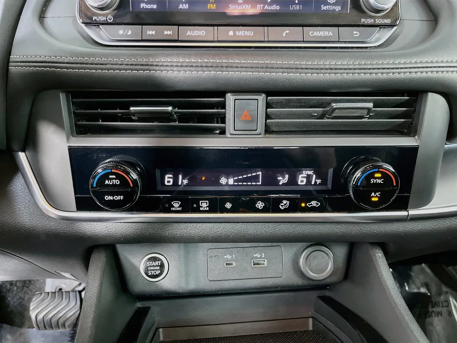 Nissan Rogue photo 16