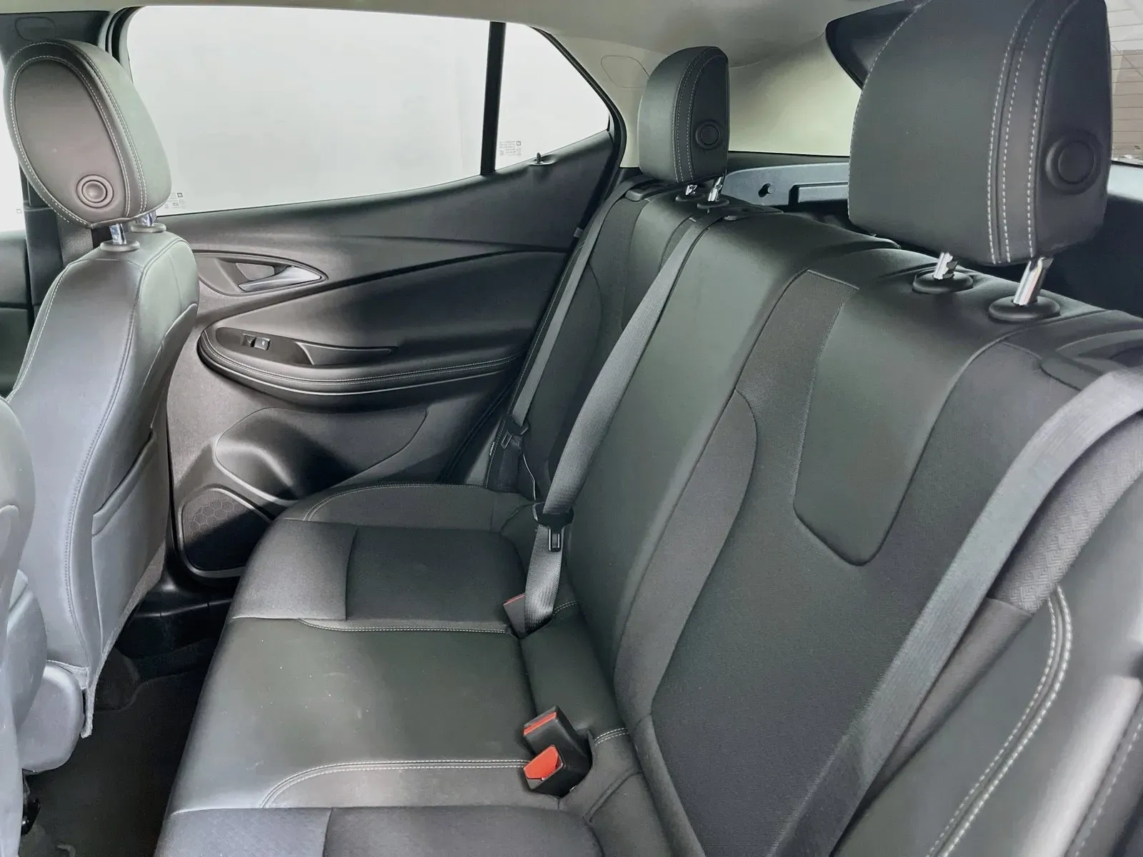 Buick Encore GX photo 22