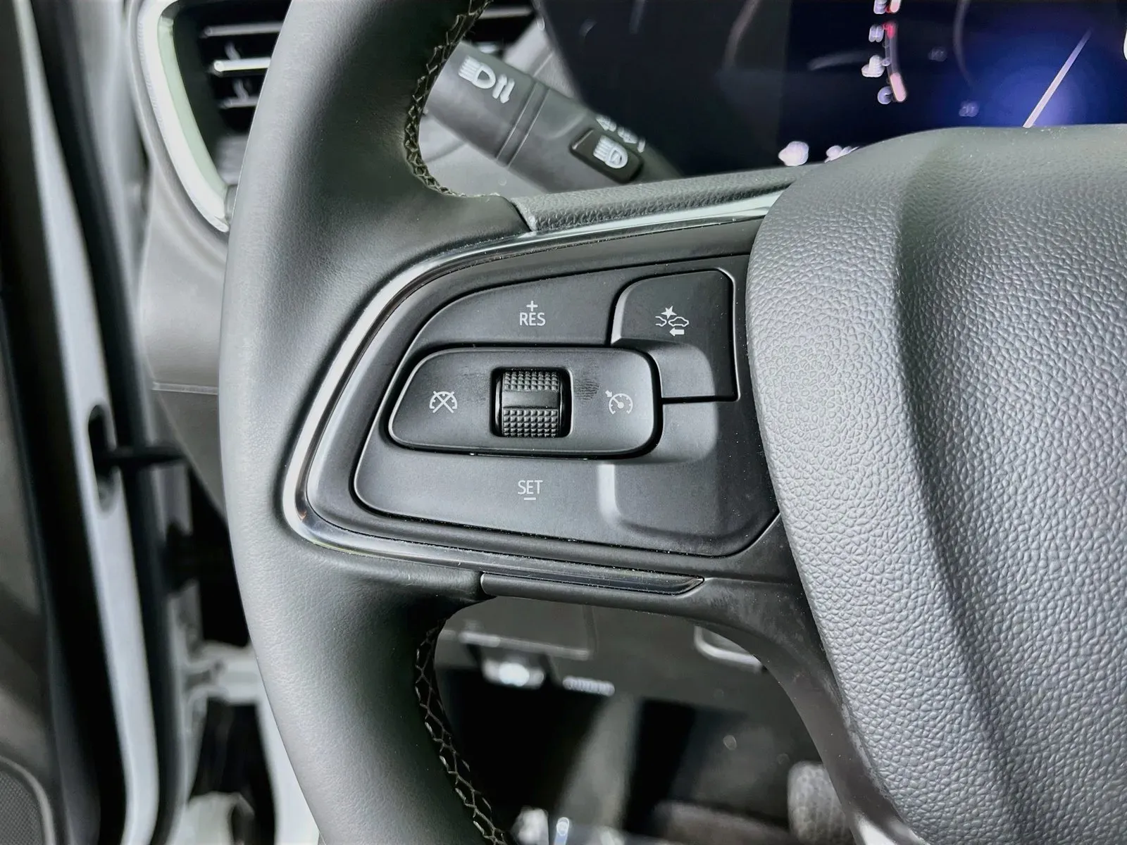 Buick Encore GX photo 11