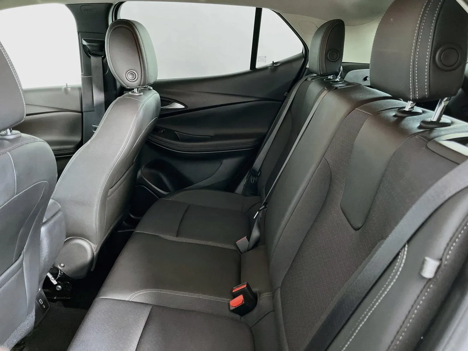 Buick Encore GX photo 21