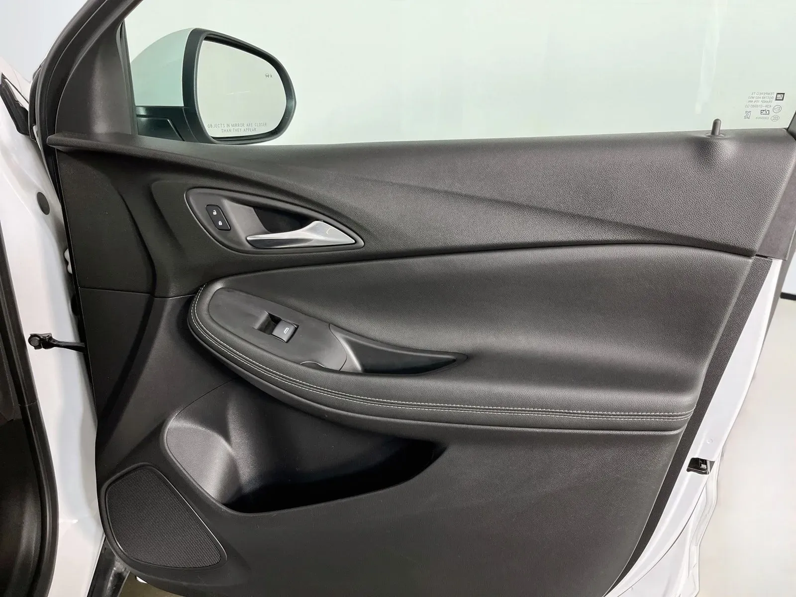Buick Encore GX photo 23