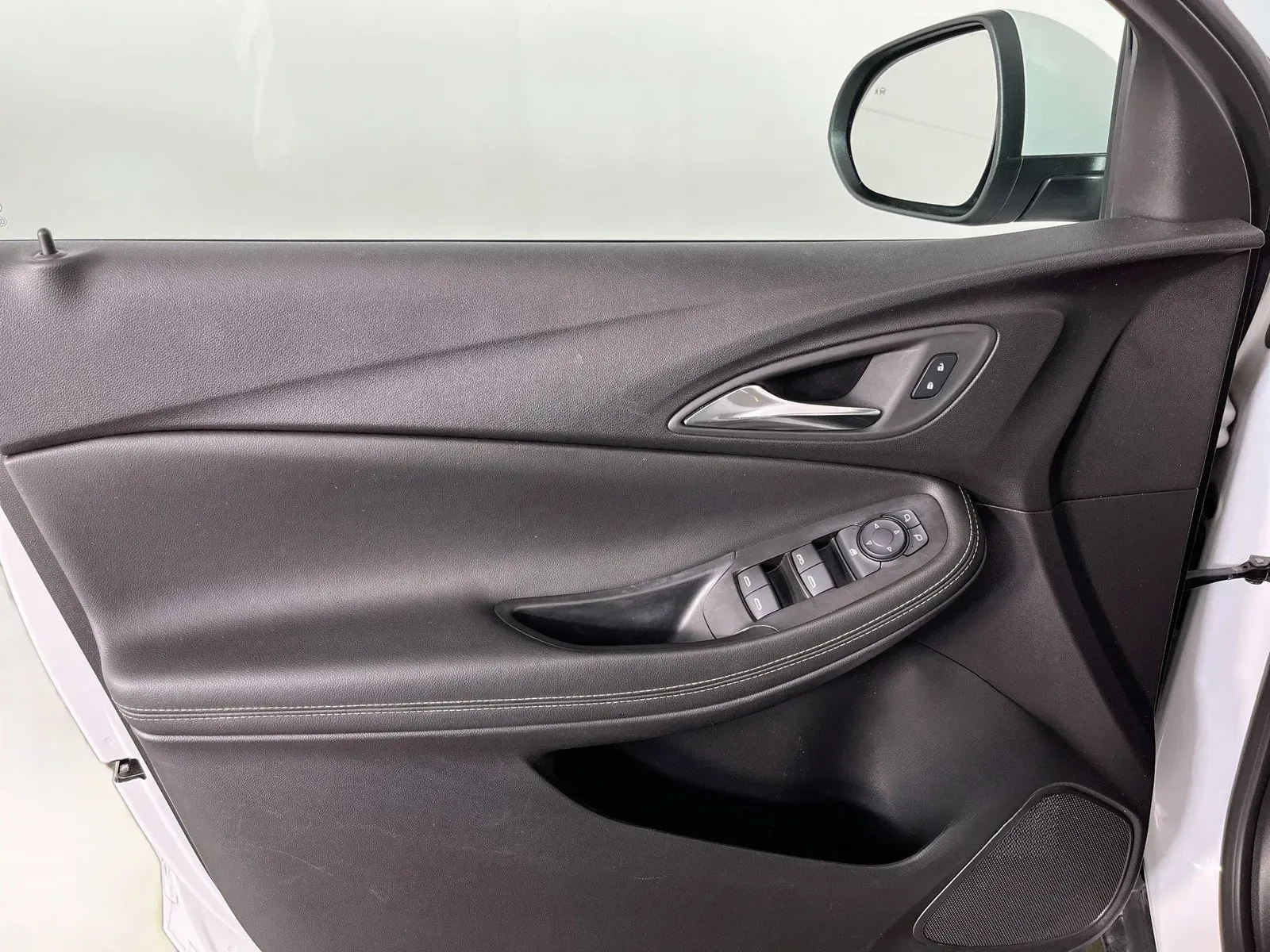 Buick Encore GX photo 18