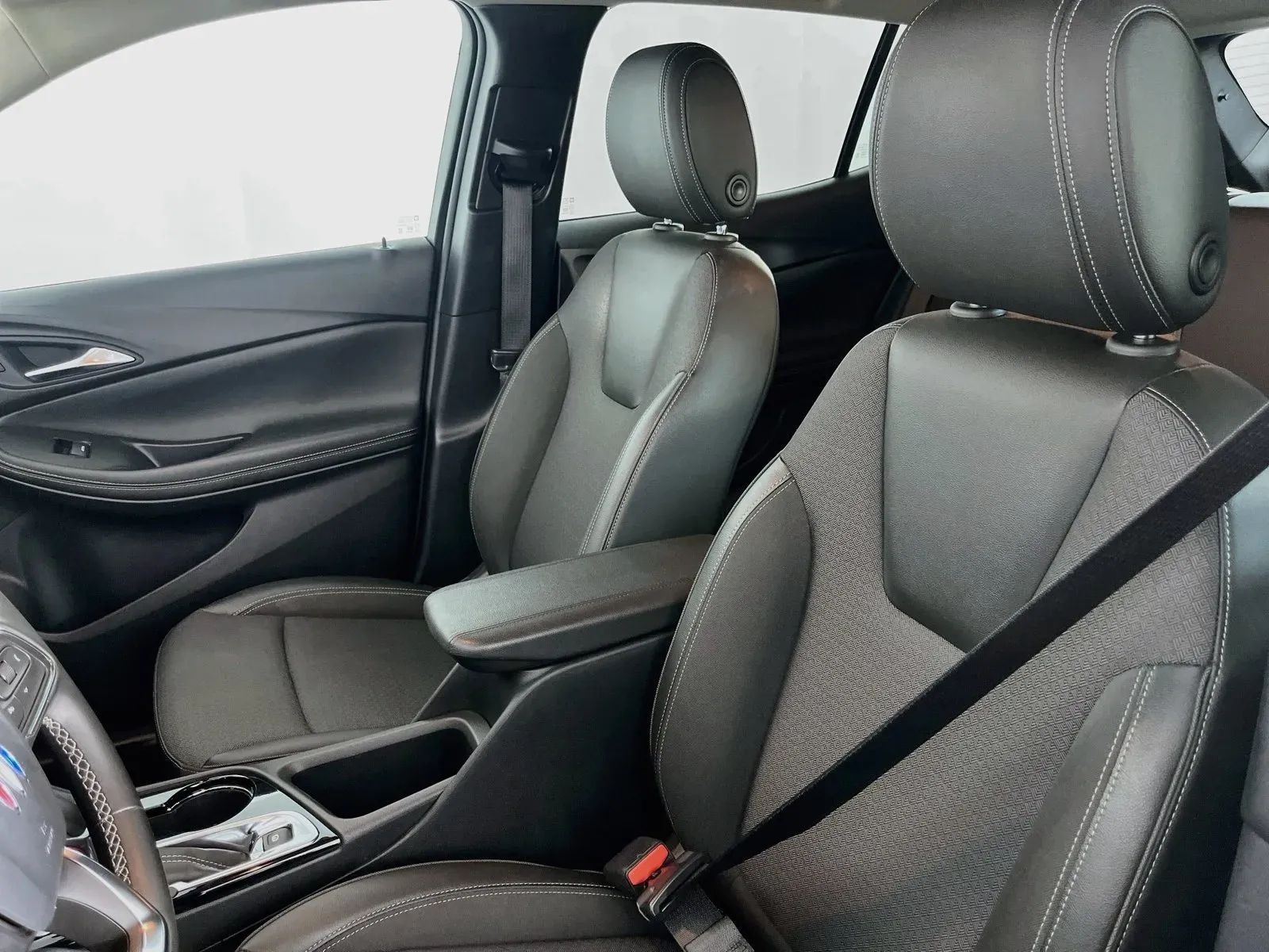 Buick Encore GX photo 20