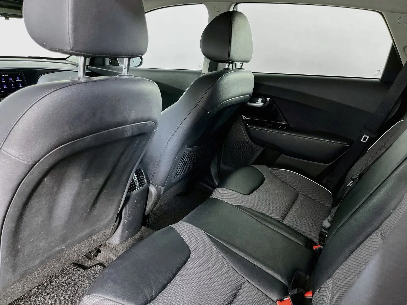 Kia Niro photo 29