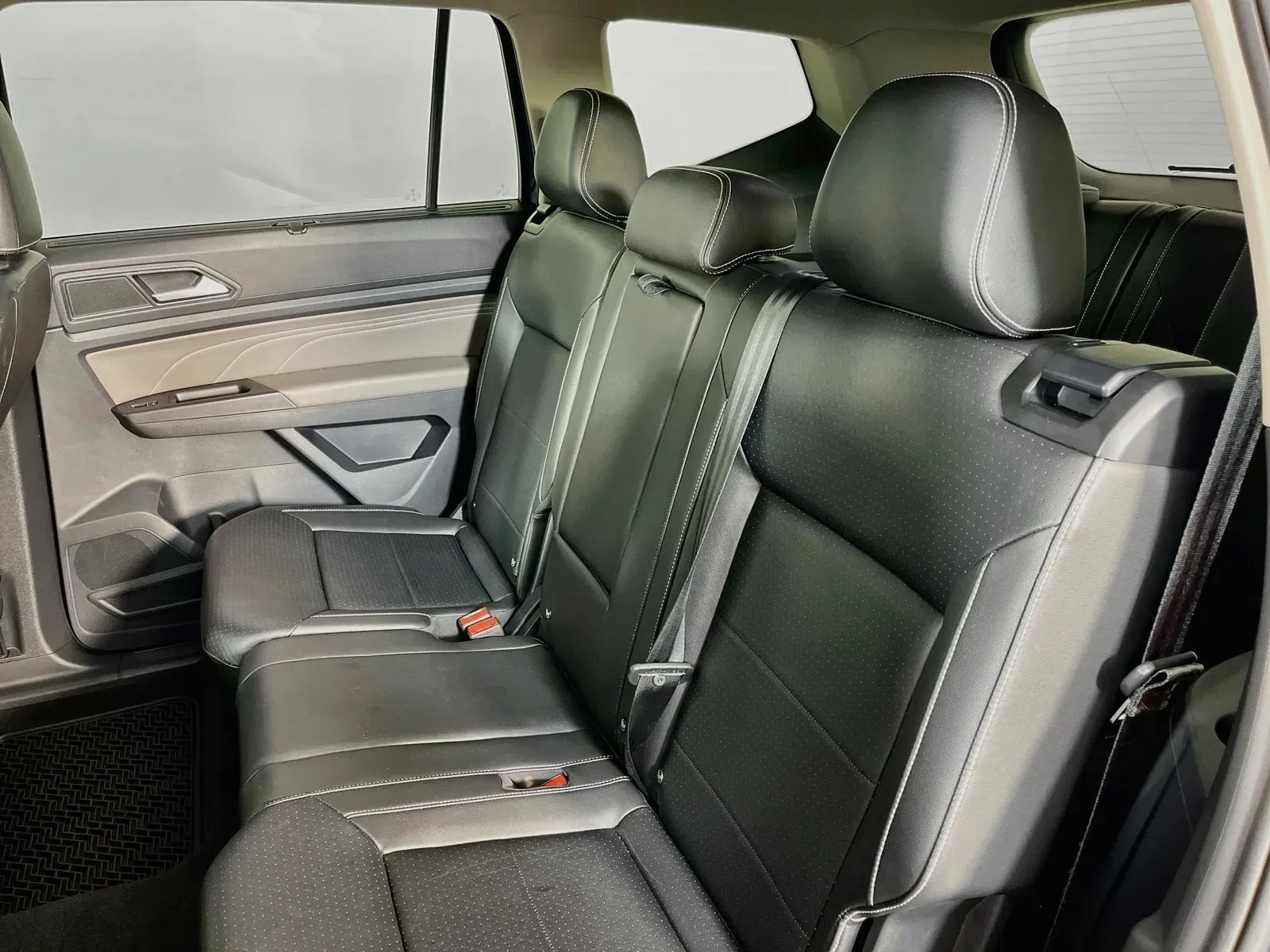 Volkswagen Atlas photo 29