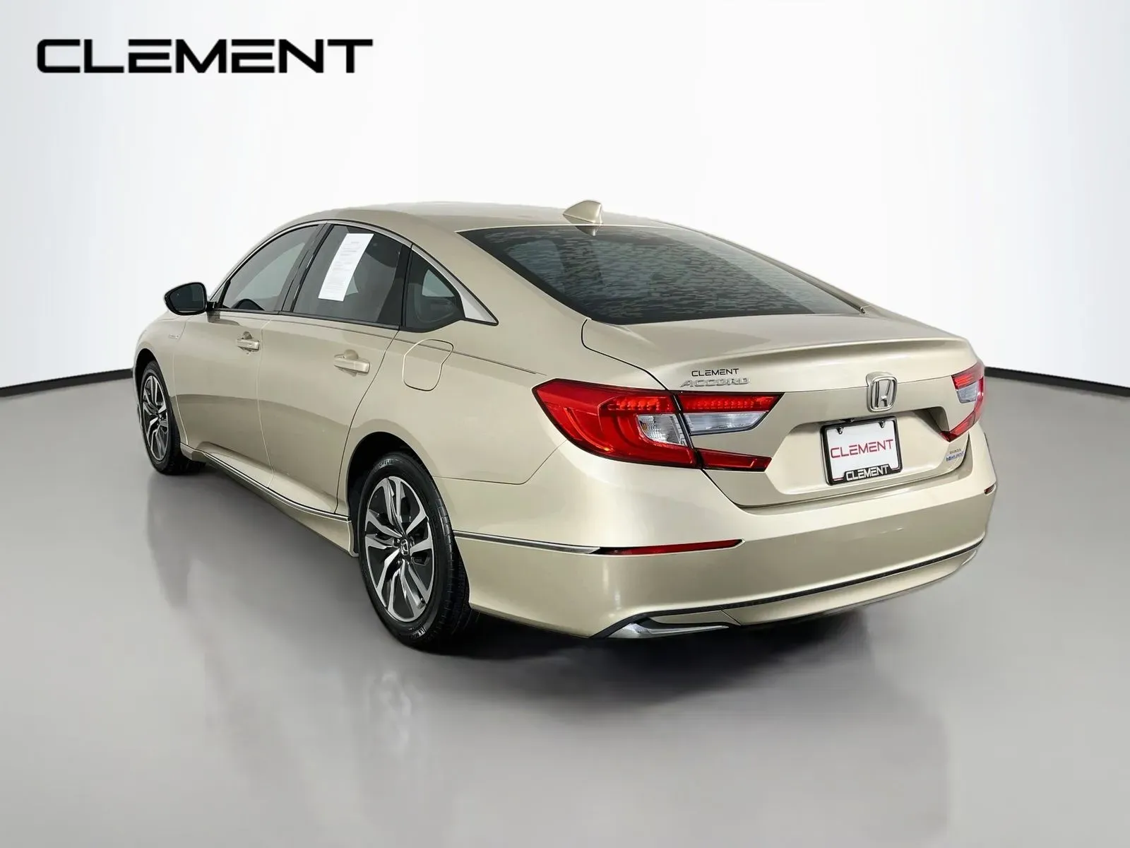 Honda Accord photo 9