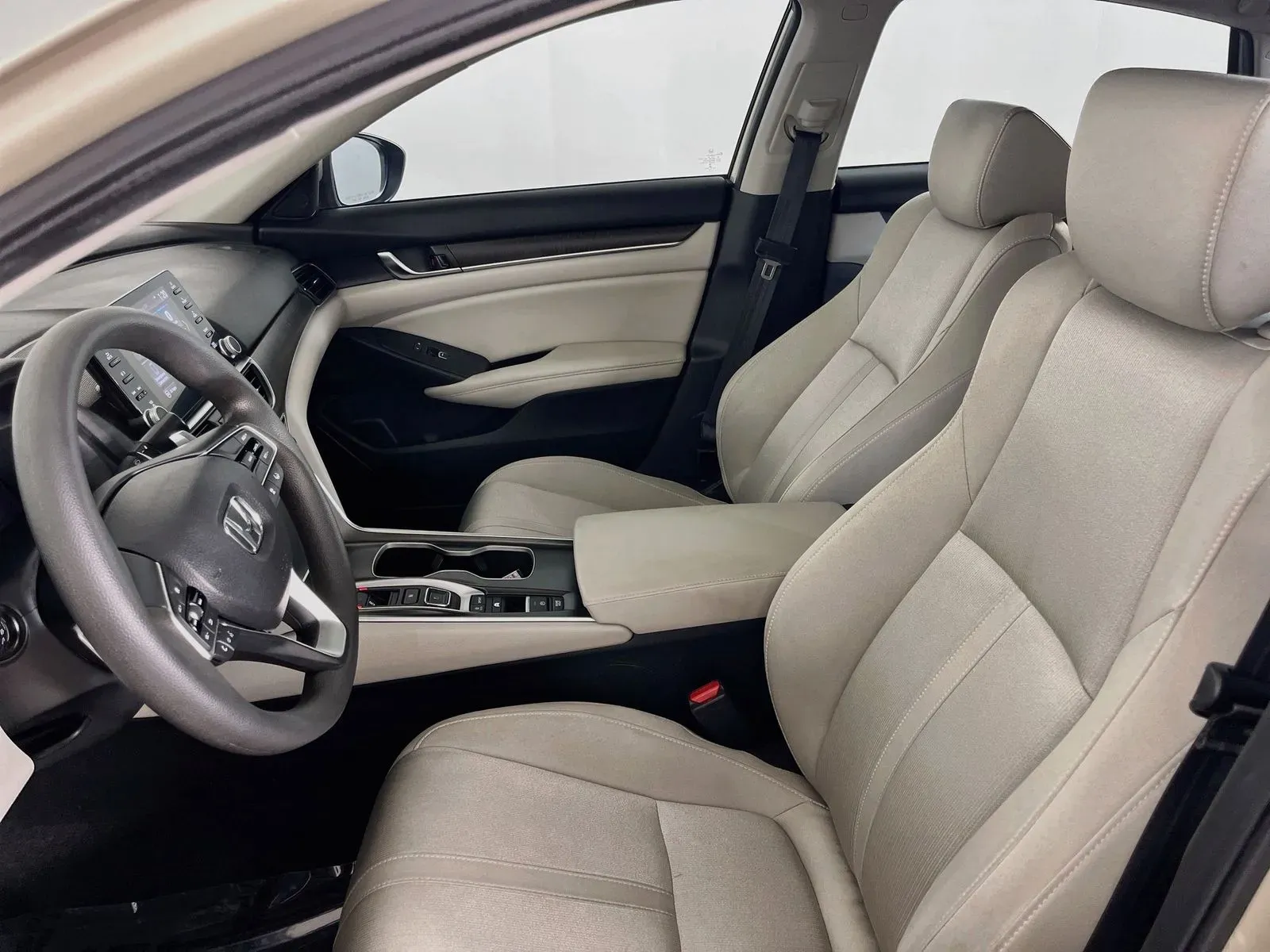 Honda Accord photo 31