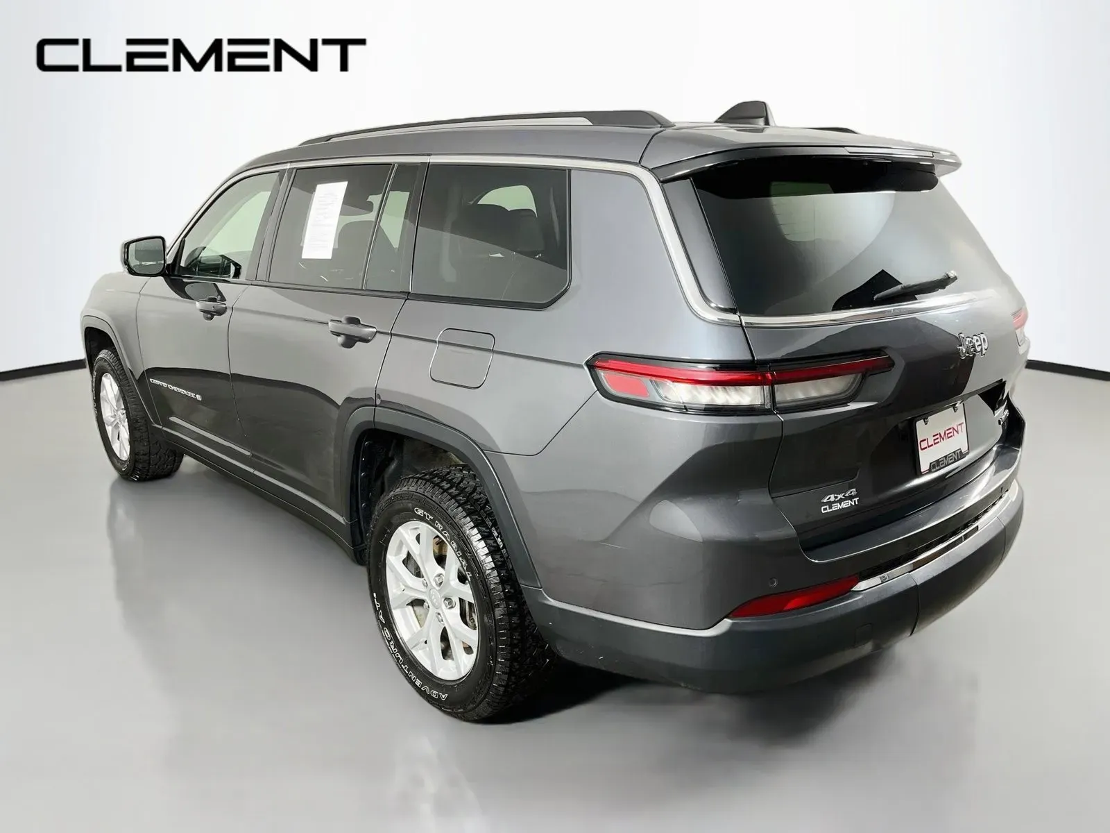 Jeep Grand Cherokee L photo 9