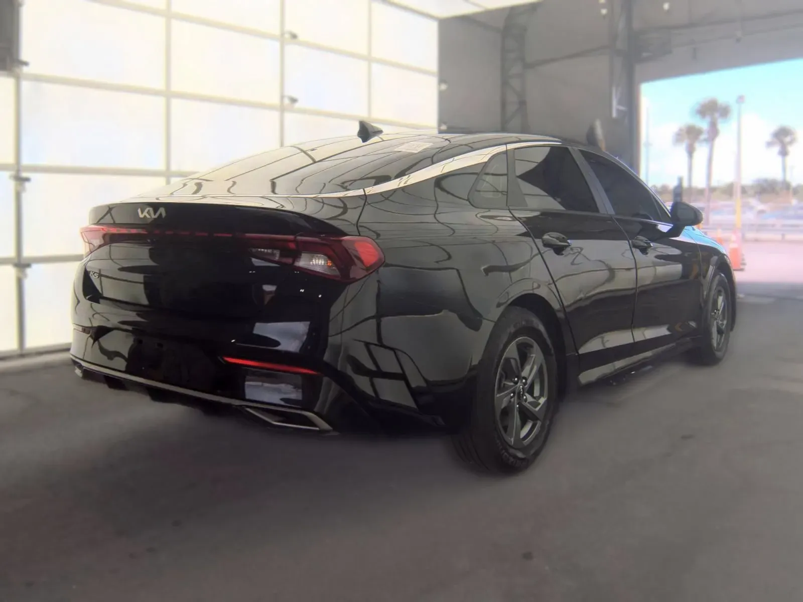 Kia K5 photo 6
