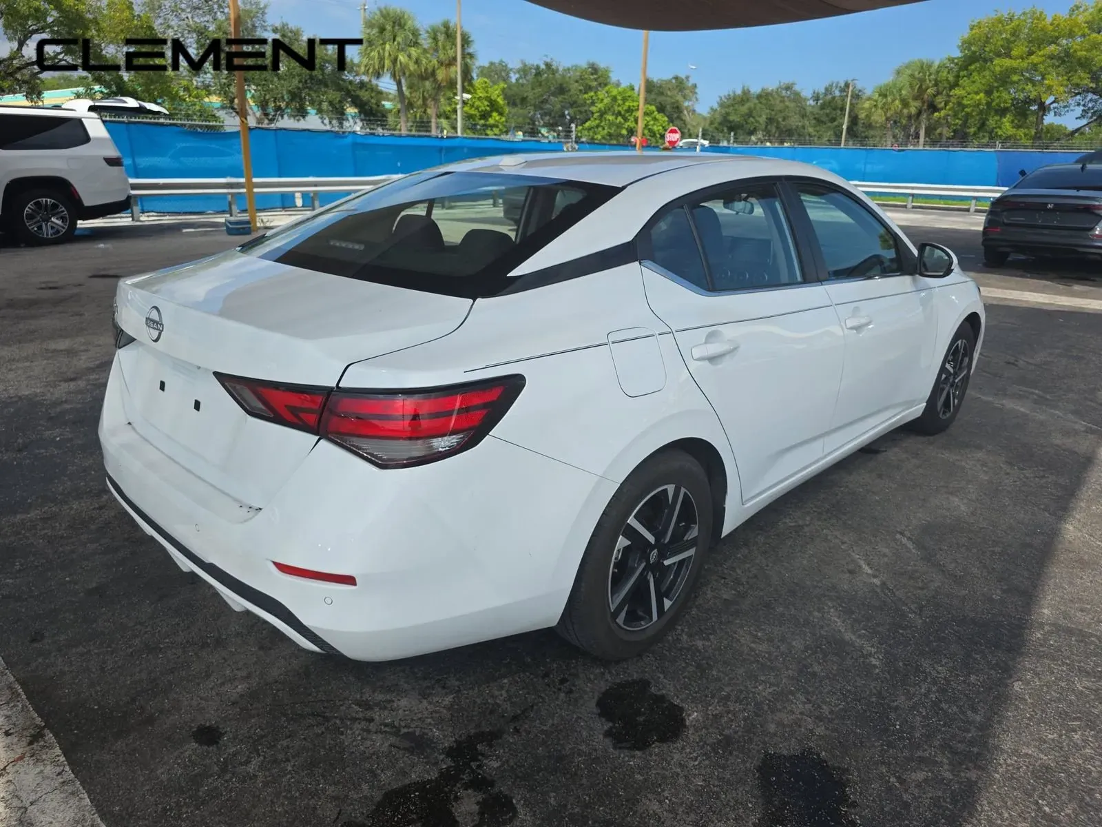 Nissan Sentra photo 7