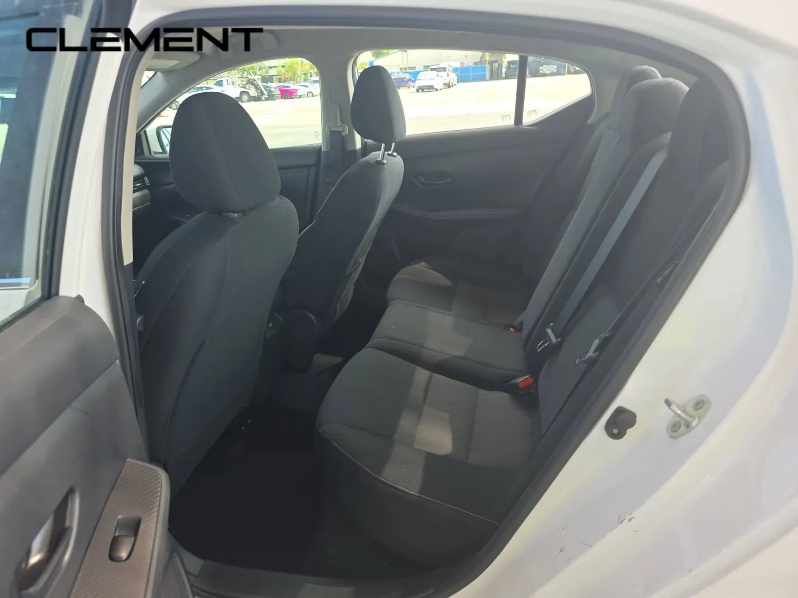 Nissan Sentra photo 5