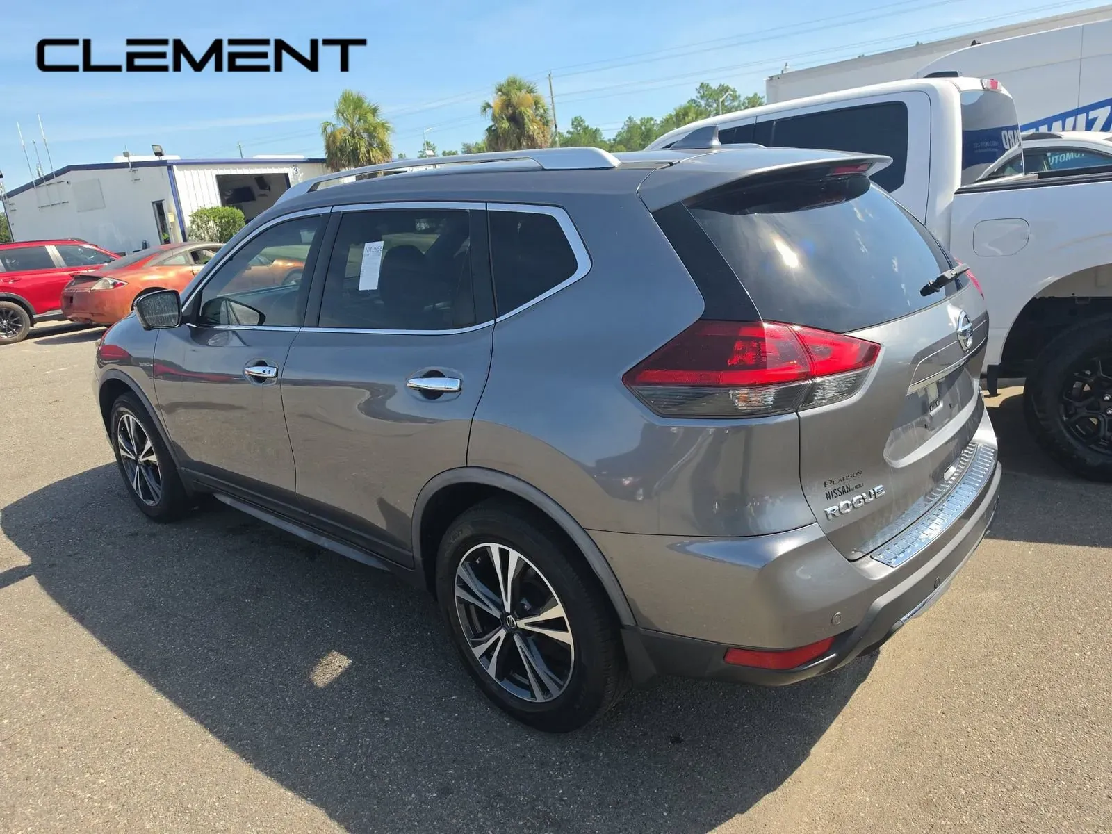 Nissan Rogue photo 7