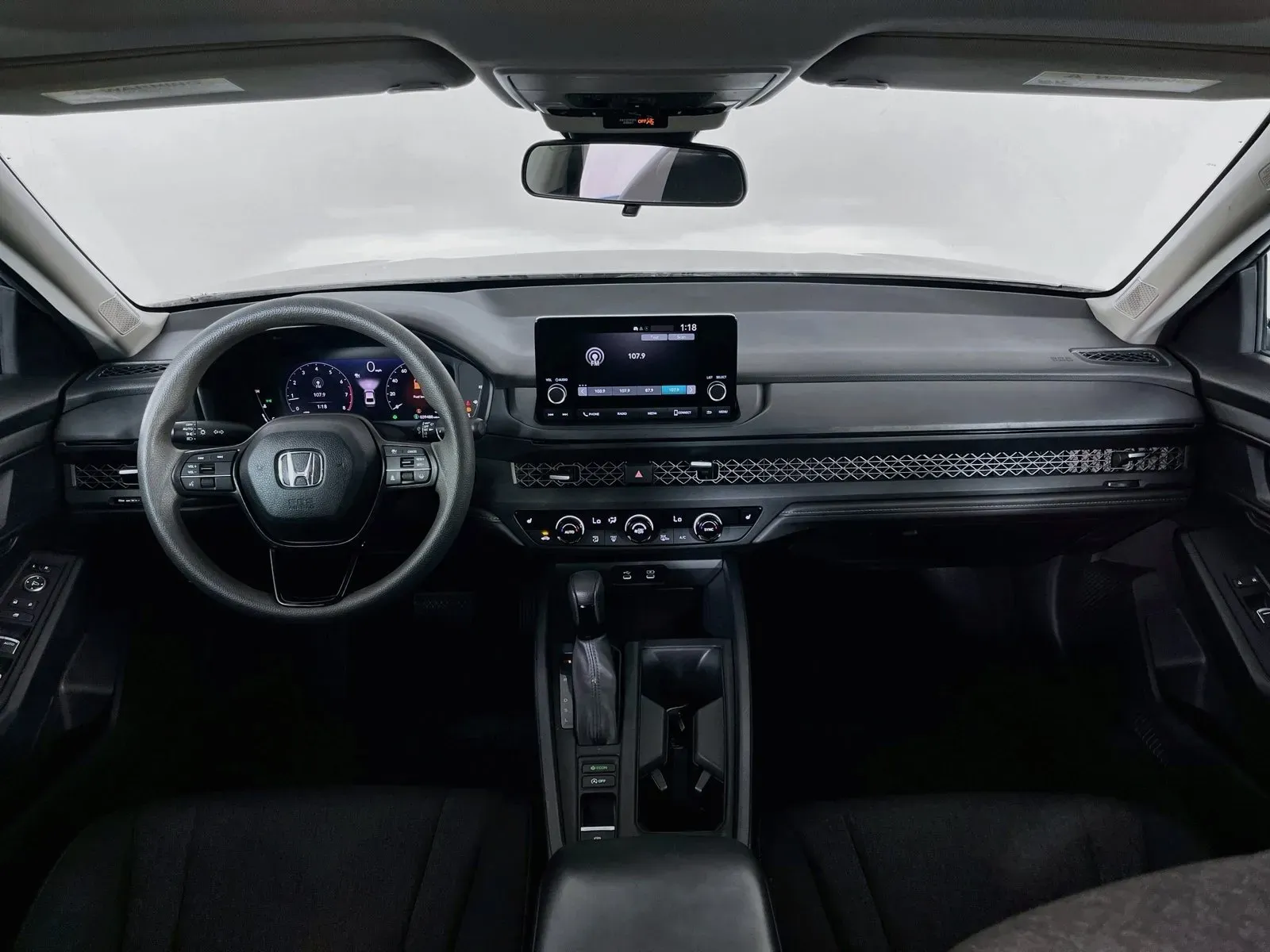 Honda Accord photo 12