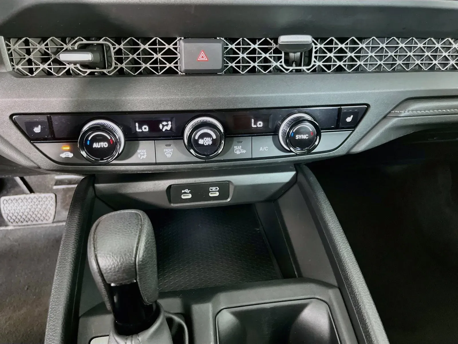 Honda Accord photo 20