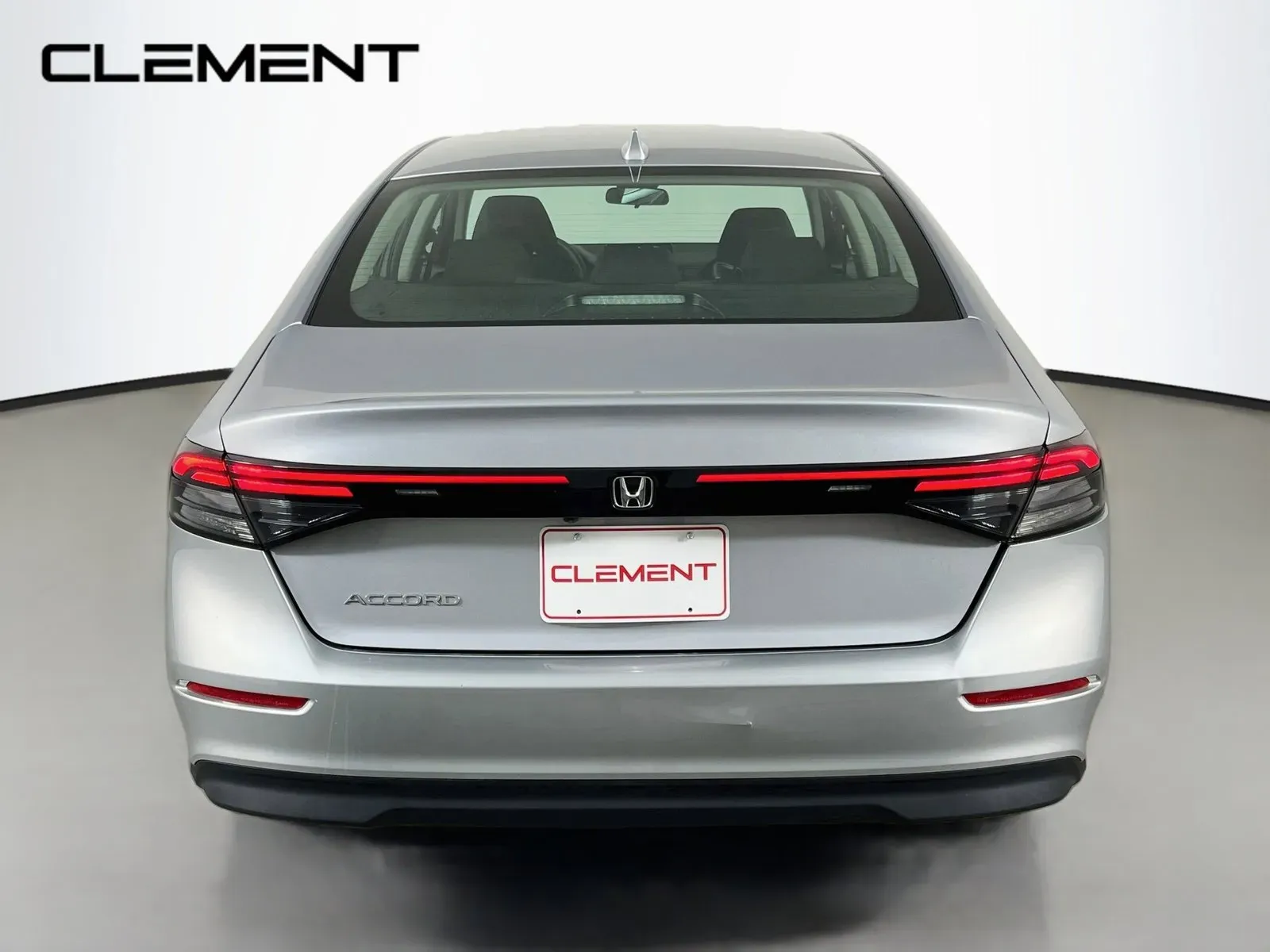 Honda Accord photo 8
