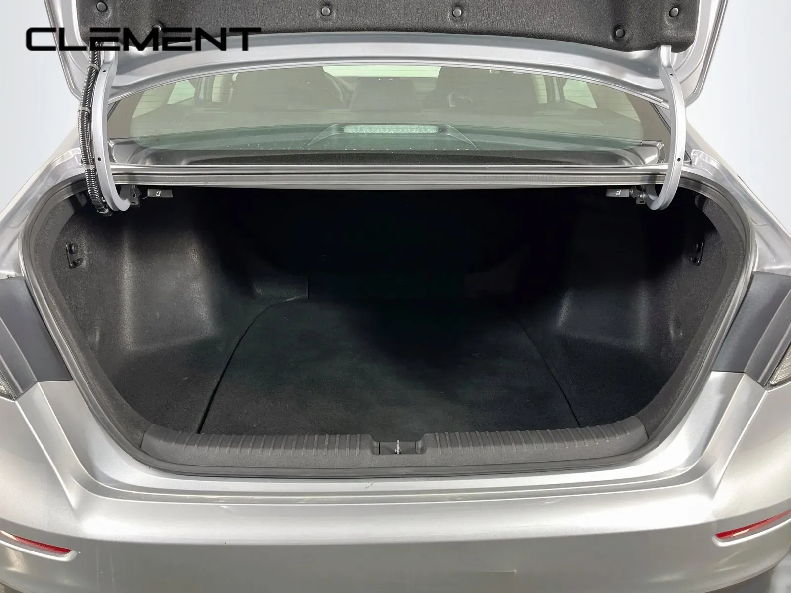 Honda Accord photo 10