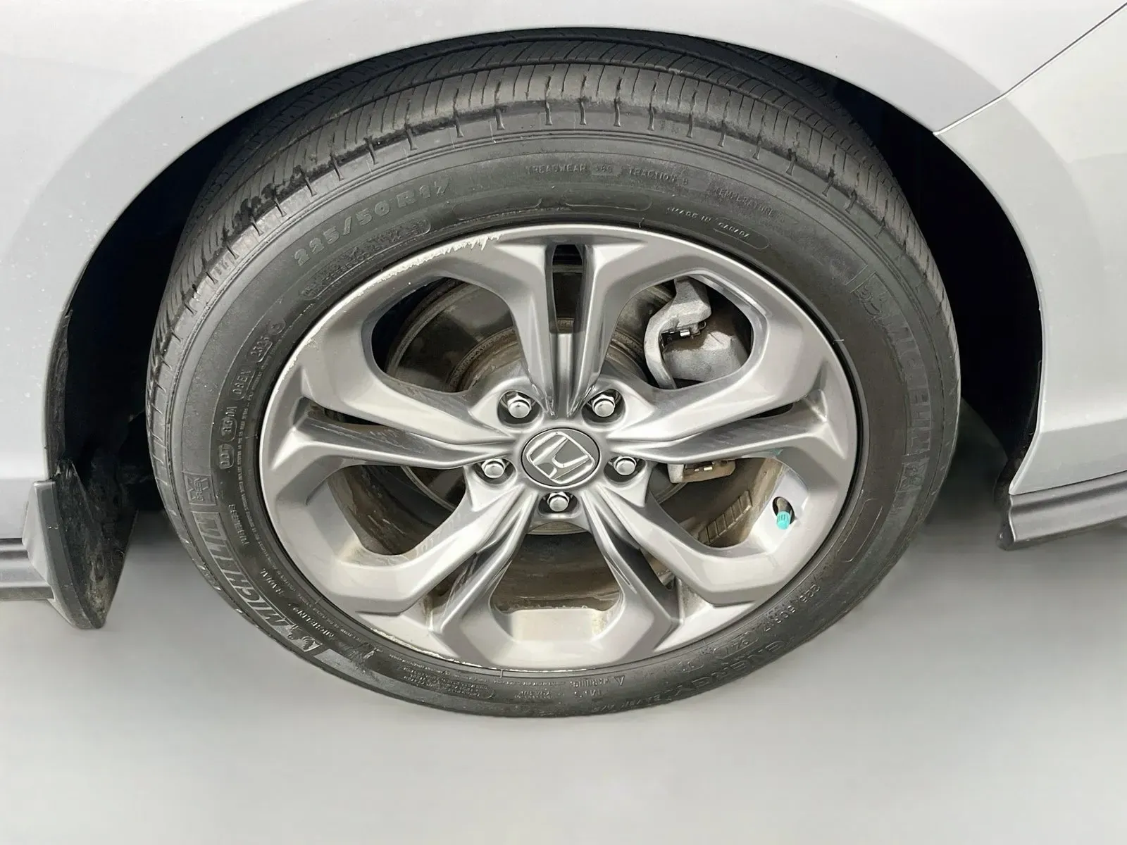 Honda Accord photo 33
