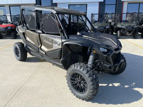 Photos of 2026 HONDA TALON1000X4 FOX LIVE VALVE for sale in Grain Valley, MO at Dell's Honda Powerhouse