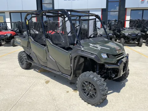 Photos of 2025 HONDA PIONEER 1000-6 Crew Deluxe for sale in Grain Valley, MO at Dell's Honda Powerhouse