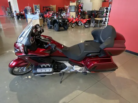 More photos of 2026 HONDA Goldwing Tour Automatic DCT at Dell's Honda Powerhouse, MO