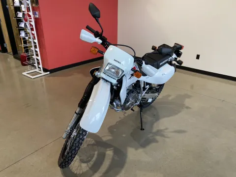 More photos of 2025 HONDA XR650L at Dell's Honda Powerhouse, MO