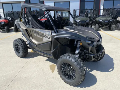 Photos of 2026 HONDA Talon 1000X FOX Live Valve for sale in Grain Valley, MO at Dell's Honda Powerhouse