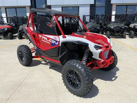 Photos of 2026 HONDA Talon 1000R FOX Live Valve for sale in Grain Valley, MO at Dell's Honda Powerhouse