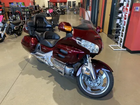 Photos of 2008 HONDA Goldwing ABS Audio / Comfort / Navi / ABS for sale in Grain Valley, MO at Dell's Honda Powerhouse