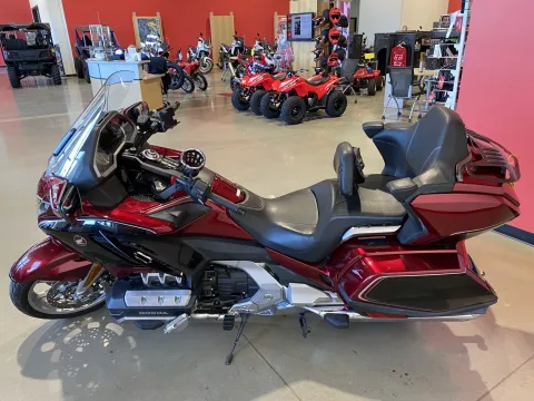 More photos of 2019 HONDA Goldwing Tour Airbag DCT at Dell's Honda Powerhouse, MO