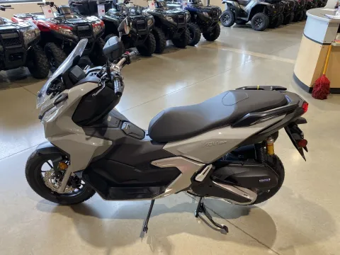 More photos of 2026 HONDA ADV160 at Dell's Honda Powerhouse, MO