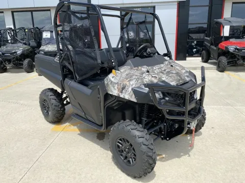 Photos of 2026 Honda Pioneer 700 Forest for sale in Grain Valley, MO at Dell's Honda Powerhouse