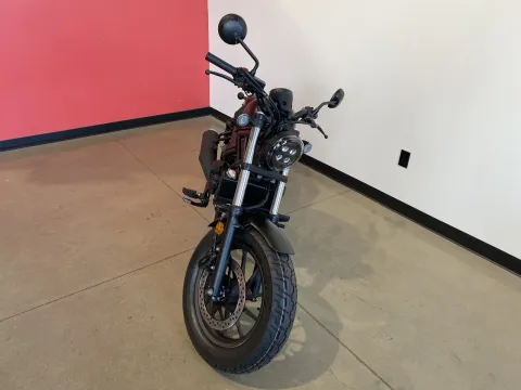 Another view of 2026 Honda Rebel 300 E-Clutch for sale in Grain Valley, MO at Dell's Honda Powerhouse