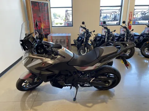 More photos of 2026 Honda NT1100 DCT at Dell's Honda Powerhouse, MO