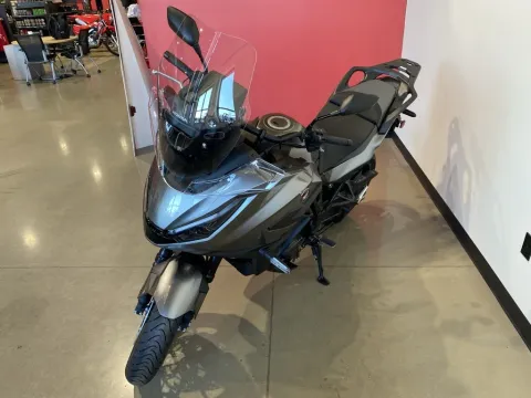 More photos of 2026 Honda NT1100 DCT at Dell's Honda Powerhouse, MO