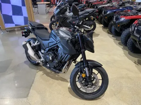 Photos of 2025 Honda CB500F ABS for sale in Grain Valley, MO at Dell's Honda Powerhouse