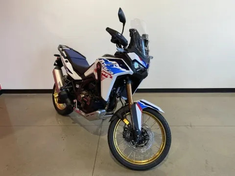 Photos of 2026 Honda Africa Twin DCT for sale in Grain Valley, MO at Dell's Honda Powerhouse