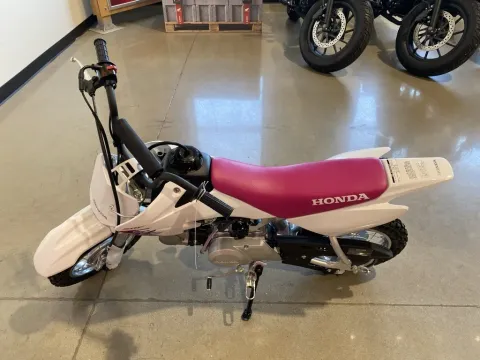 More photos of 2026 Honda CRF 50F at Dell's Honda Powerhouse, MO