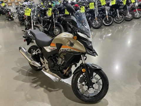 Photos of 2016 Honda CB for sale in Grain Valley, MO at Dell's Honda Powerhouse