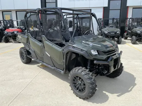 Photos of 2025 Honda Pioneer 1000-6 Crew Deluxe for sale in Grain Valley, MO at Dell's Honda Powerhouse