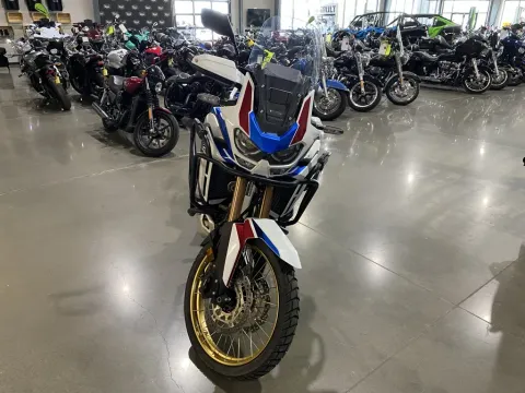 Another view of 2020 HONDA AFRICA TWIN ADV SP ES for sale in Grain Valley, MO at Dell's Honda Powerhouse