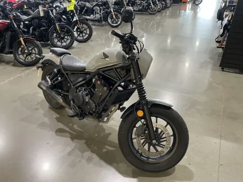 Photos of 2024 Honda Rebel 500 ABS SE for sale in Grain Valley, MO at Dell's Honda Powerhouse