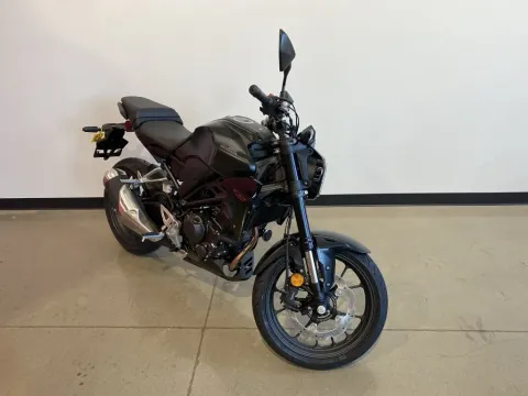 Photos of 2026 Honda CB300R ABS for sale in Grain Valley, MO at Dell's Honda Powerhouse
