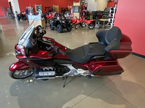 More photos of 2026 Honda Gold Wing Tour Automatic DCT at Dell's Honda Powerhouse, MO