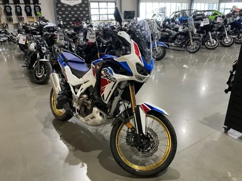 Photos of 2022 Honda Africa Twin Adventure Sports ES DCT for sale in Grain Valley, MO at Dell's Honda Powerhouse