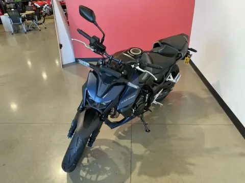 More photos of 2026 Honda CB750 Hornet E-Clutch at Dell's Honda Powerhouse, MO