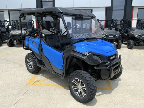 Photos of 2017 Honda Pioneer 1000-5 for sale in Grain Valley, MO at Dell's Honda Powerhouse
