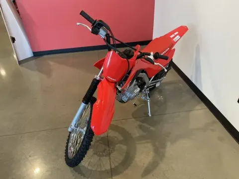More photos of 2027 HONDA CRF125F BIG WHEEL at Dell's Honda Powerhouse, MO